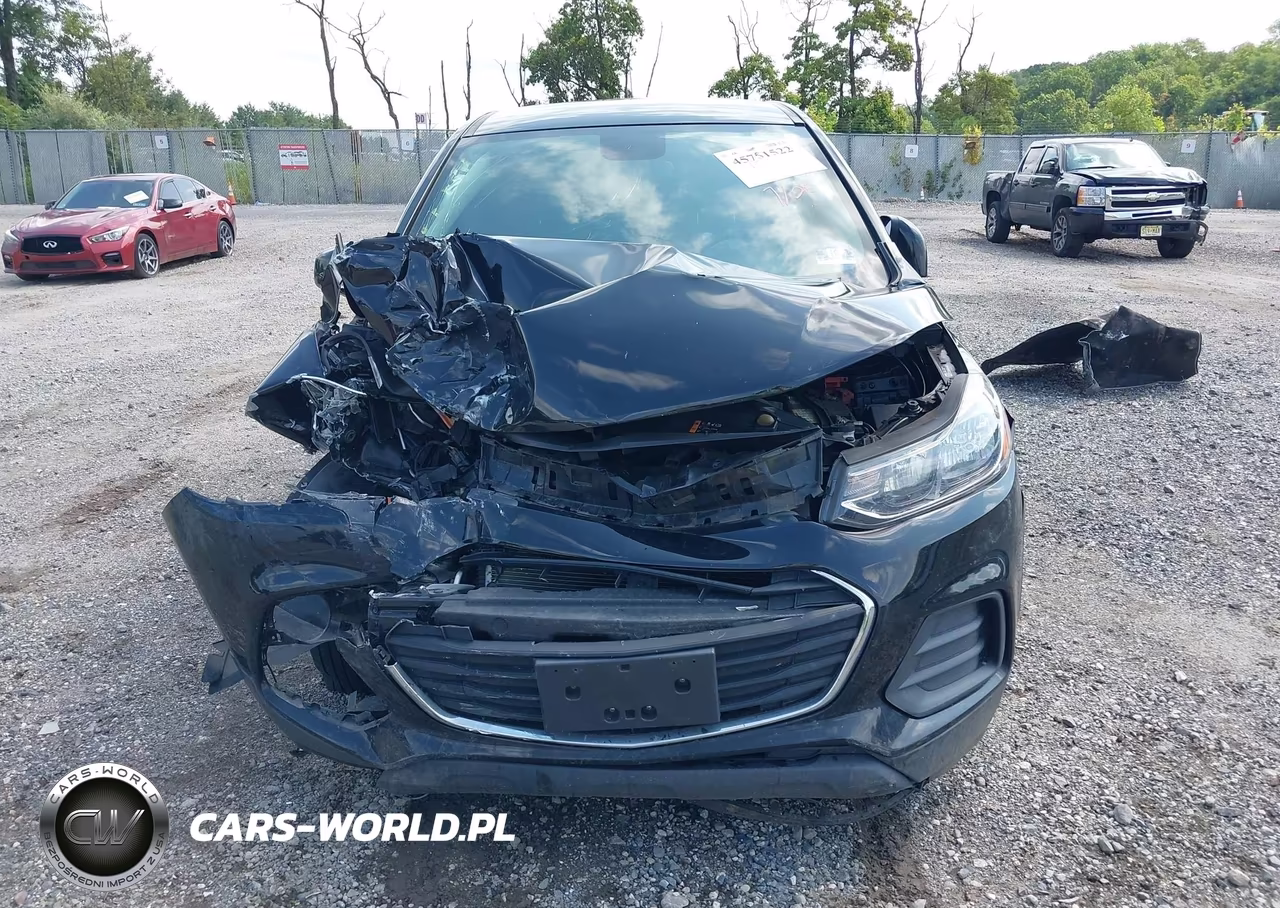2019 Chevrolet Trax Ls VIN:3GNCJKSB6KL403160 - 13