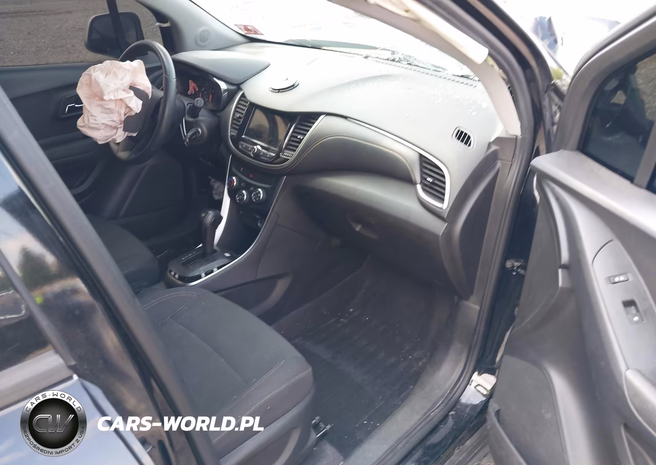 2019 Chevrolet Trax Ls VIN:3GNCJKSB6KL403160 - 5