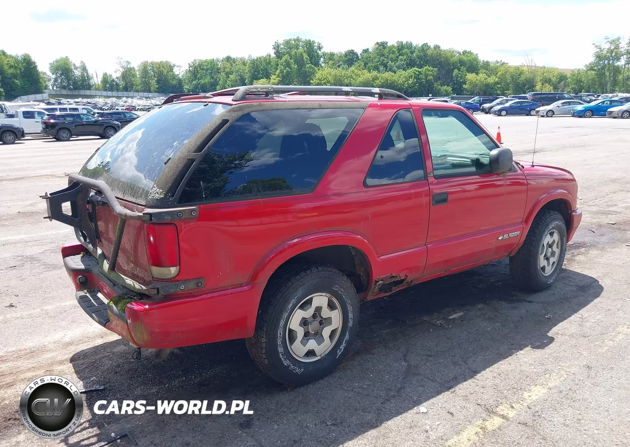 2003 Chevrolet Blazer Ls VIN:1GNCT18X53K143487 - 4