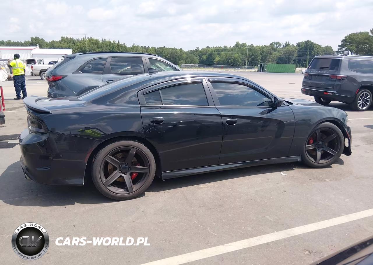 2016 Dodge Charger R-T Scat Pack VIN:2C3CDXGJ1GH339739 - 13