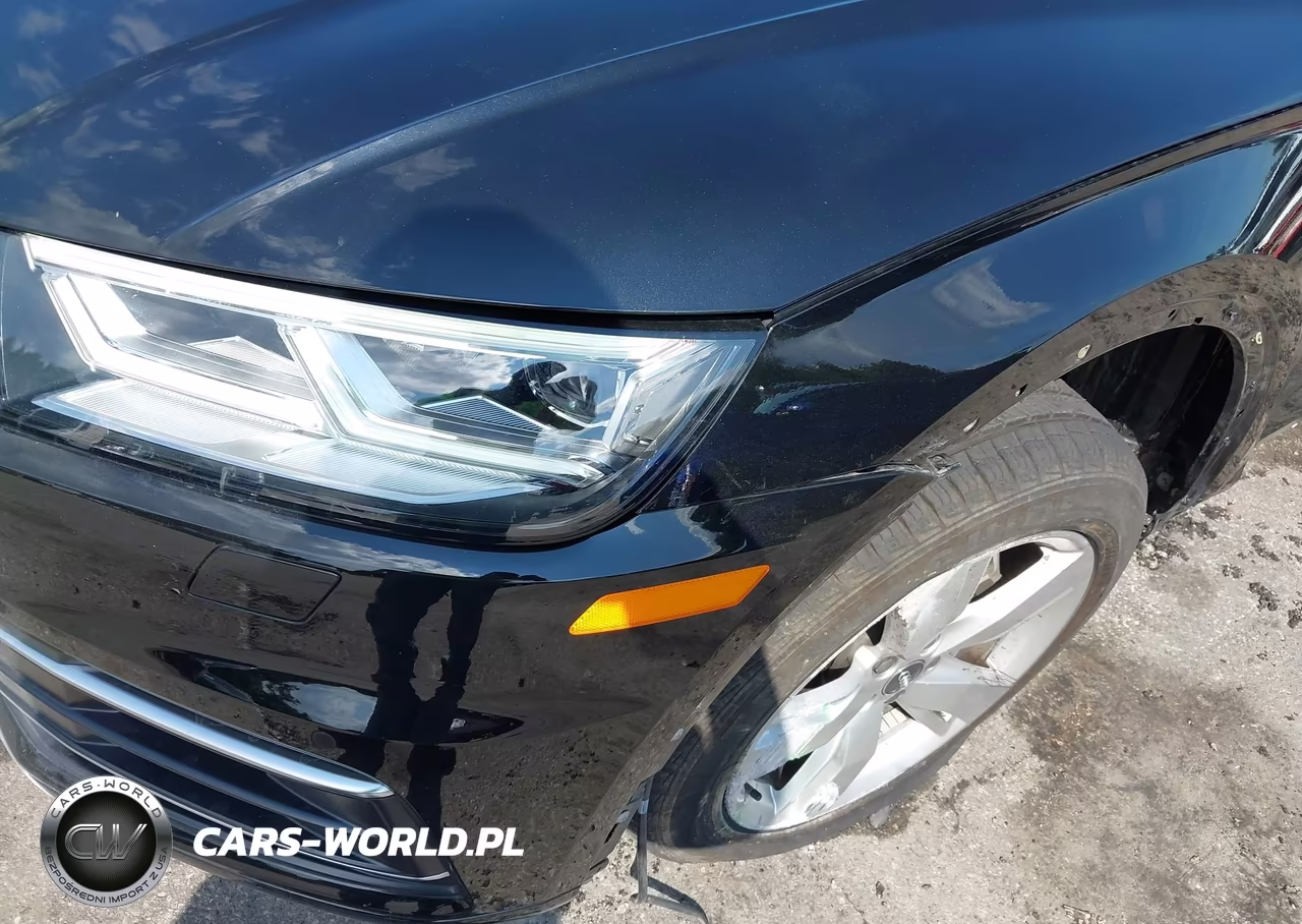 2019 Audi Q5 45 Premium VIN:WA1BNAFY0K2018254 - 18