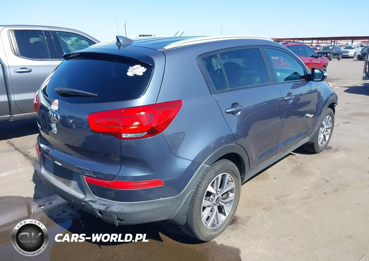 2014 Kia Sportage Lx VIN:KNDPBCAC1E7645564 - 4