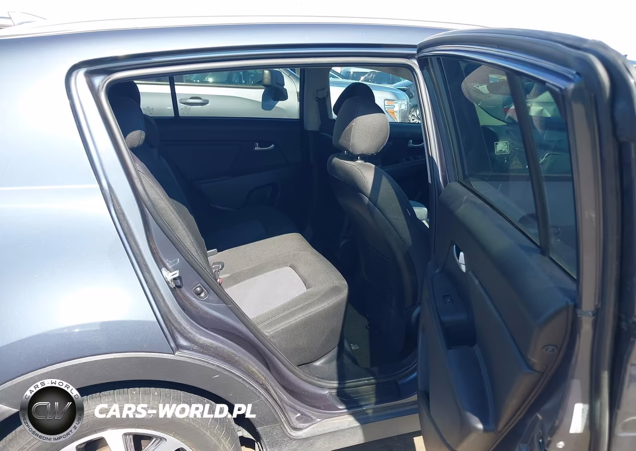 2014 Kia Sportage Lx VIN:KNDPBCAC1E7645564 - 8
