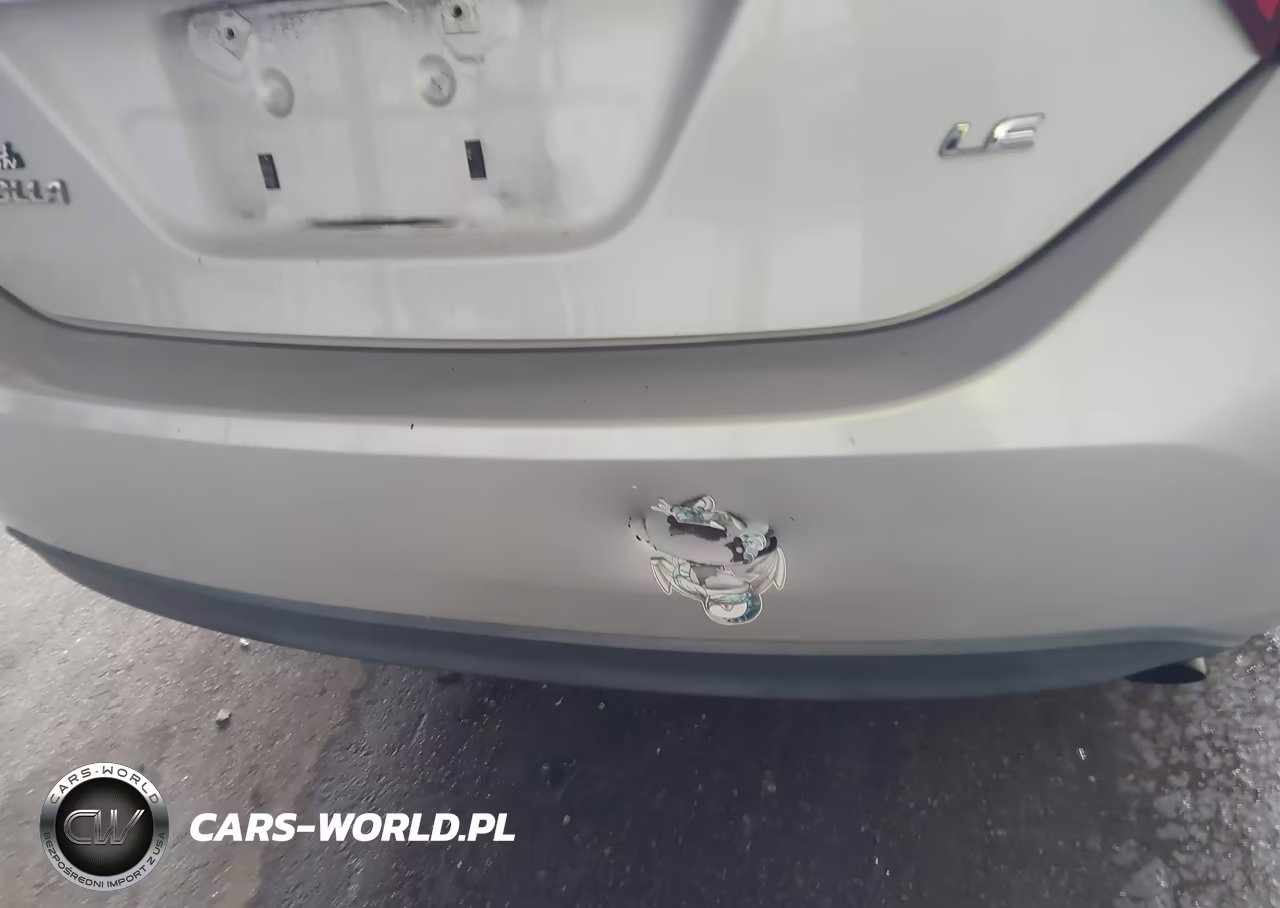 2015 Toyota Corolla Le VIN:2T1BURHEXFC423331 - 18