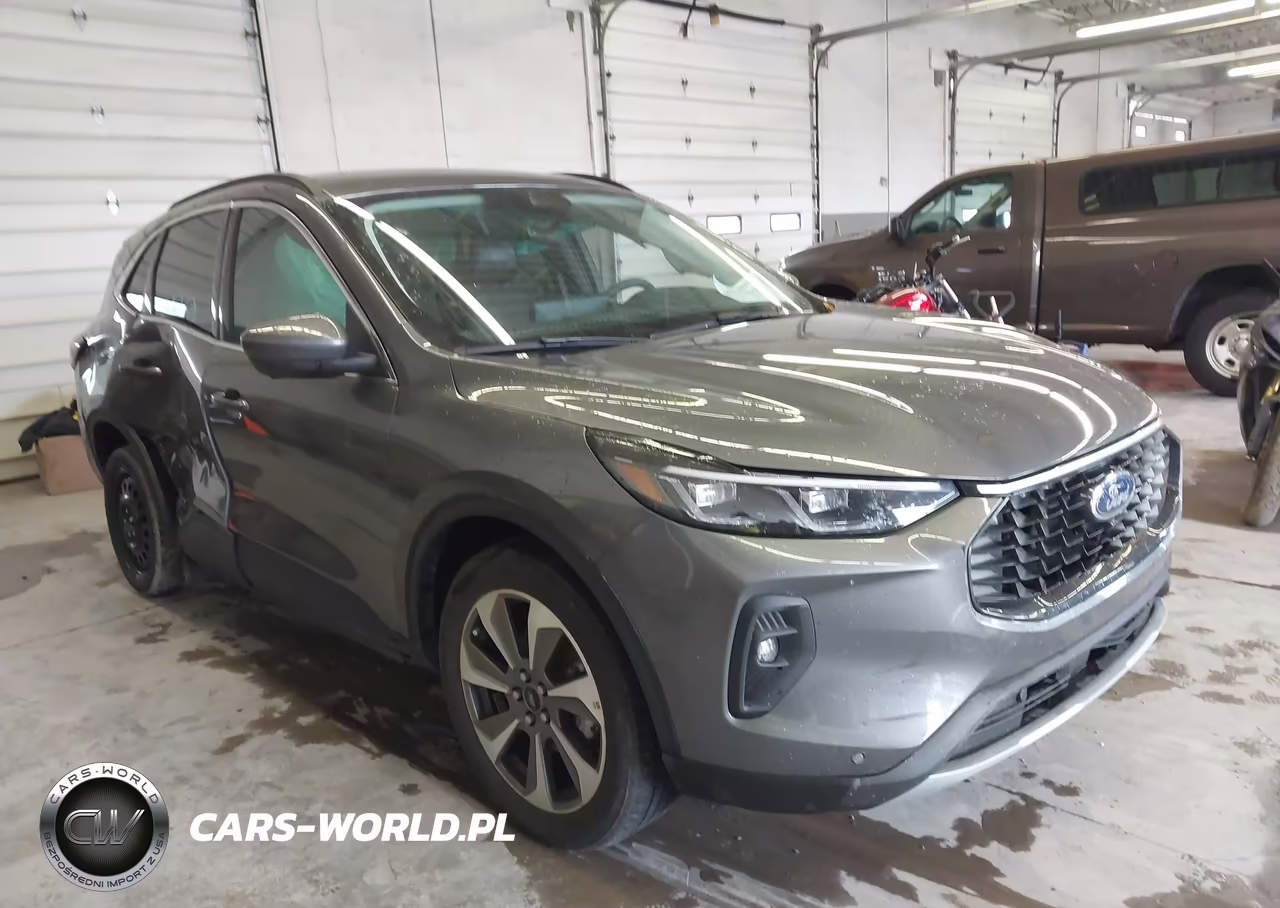 2024 Ford Escape Platinum – zdjęcie 1 z 17