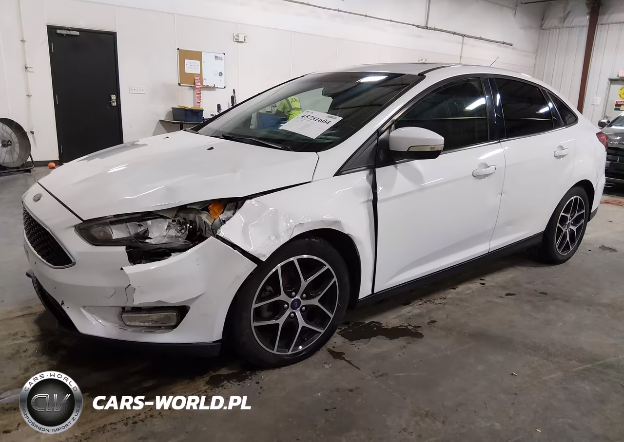 2018 Ford Focus Sel VIN:1FADP3H24JL236631 - 2