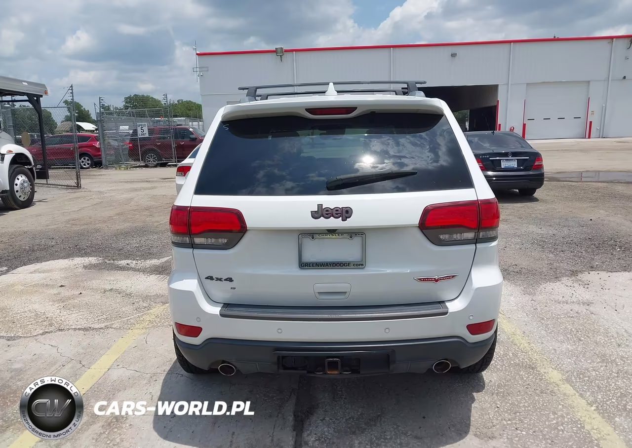 2017 Jeep Grand Cherokee Trailhawk VIN:1C4RJFLG1HC778589 - 16
