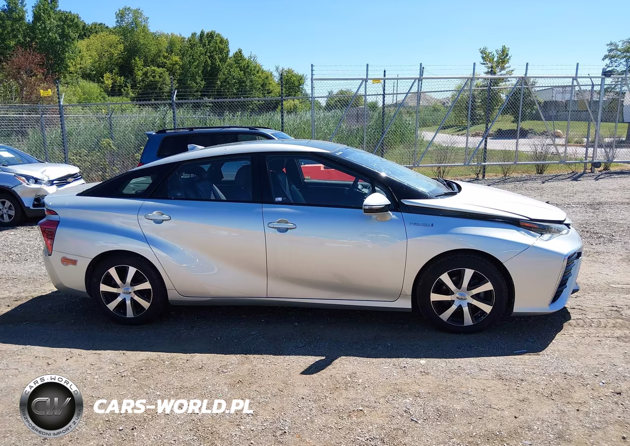 2019 Toyota Mirai VIN:JTDBVRBD5KA007392 - 13
