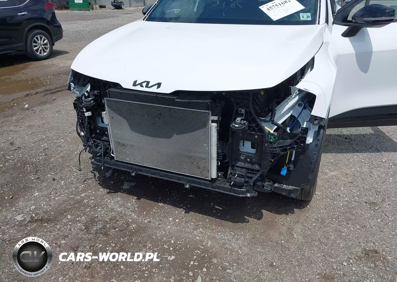 2025 Kia Sportage X-Line VIN:5XYK6CDF1SG274280 - 6