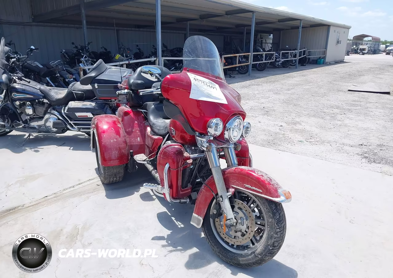 2013 Harley-Davidson Flhtcutg Tri Glide Ultra Classic