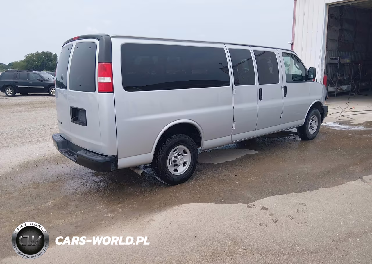 2021 Chevrolet Express Passenger Rwd 3500 Extended Wheelbase Ls VIN:1GAZGNFP8M1154405 - 4