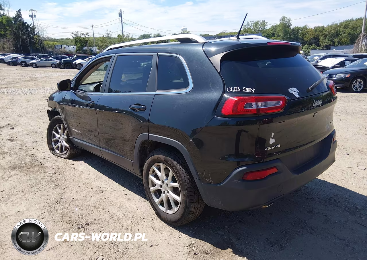 2015 Jeep Cherokee Latitude VIN:1C4PJMCB2FW512672 - 3