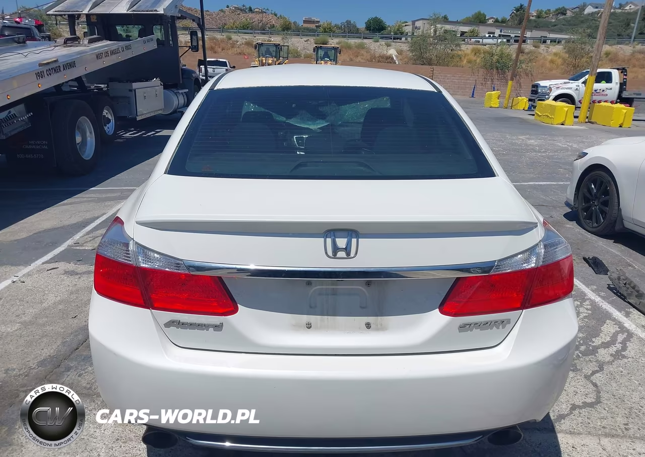 2014 Honda Accord Sport VIN:1HGCR2F57EA225357 - 17