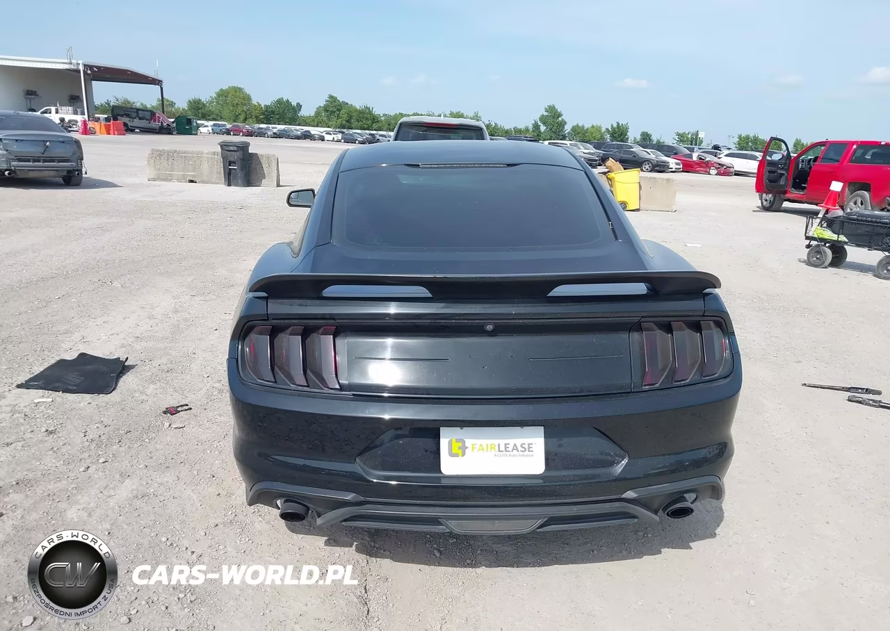 2018 Ford Mustang Ecoboost VIN:1FA6P8TH6J5117033 - 16