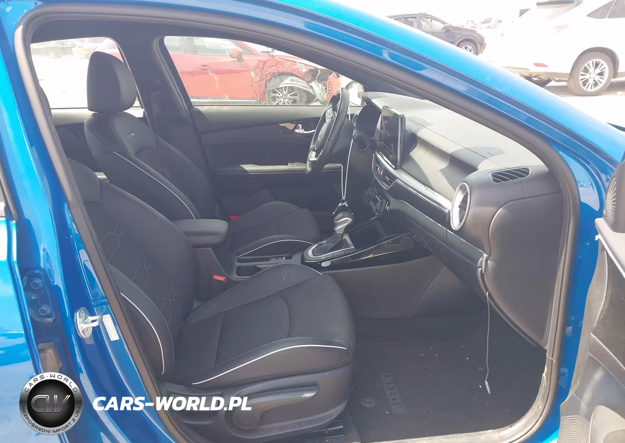 2024 Kia Forte Gt-Line VIN:3KPF54AD3RE692845 - 5