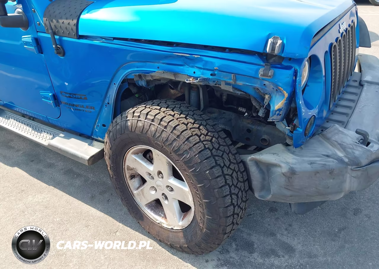 2015 Jeep Wrangler Unlimited Sport VIN:1C4BJWDG8FL689731 - 6