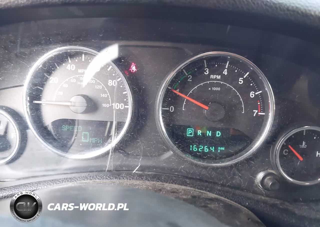 2015 Jeep Wrangler Unlimited Sport VIN:1C4BJWDG8FL689731 - 7