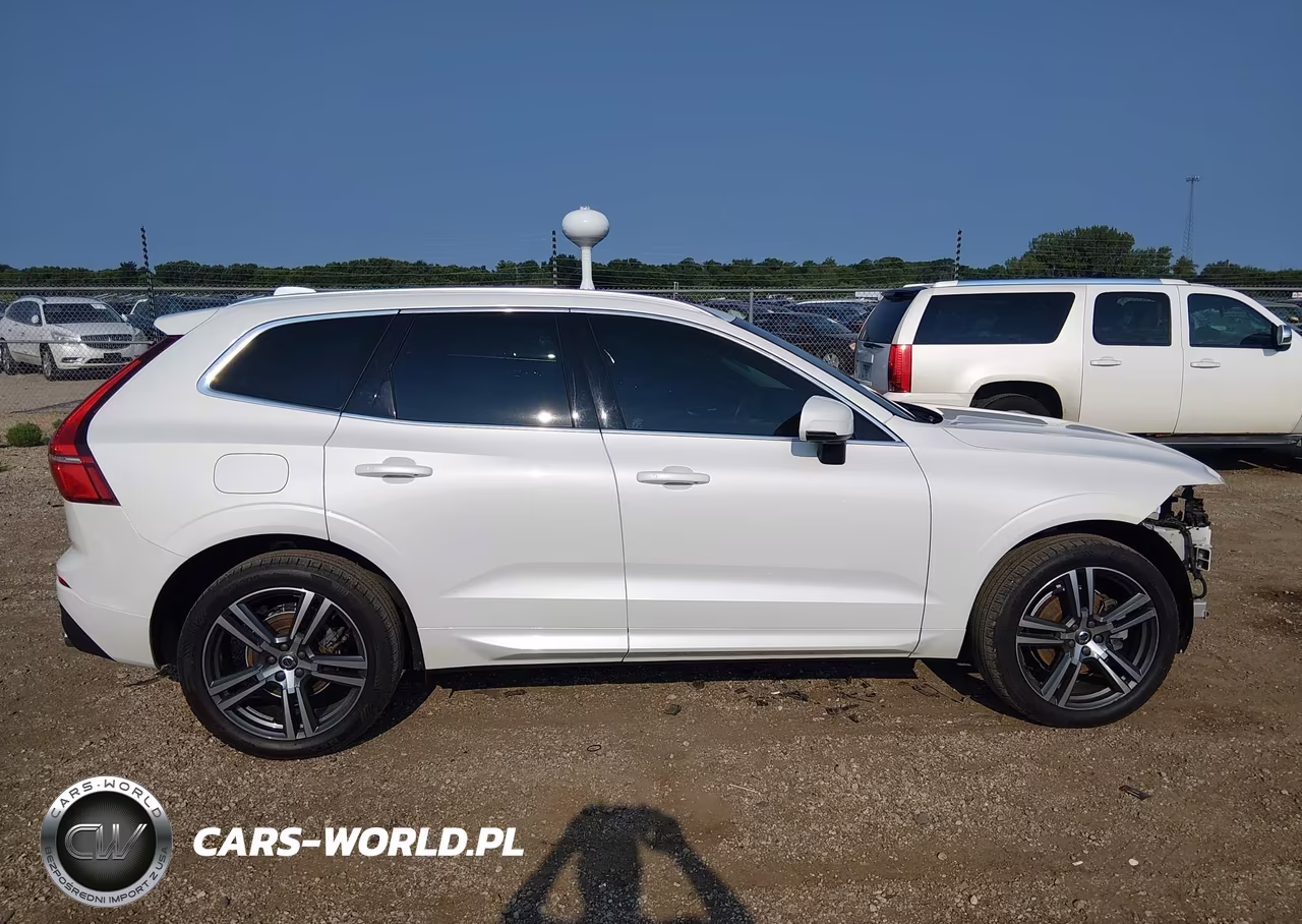 2021 Volvo Xc60 T5 Momentum VIN:YV4102RK8M1695040 - 14