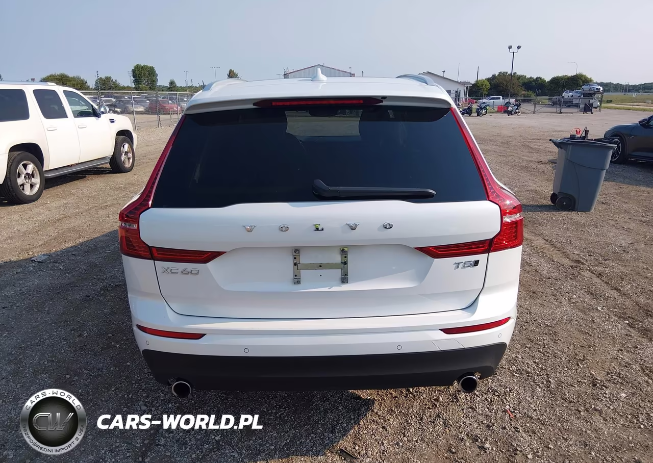 2021 Volvo Xc60 T5 Momentum VIN:YV4102RK8M1695040 - 17