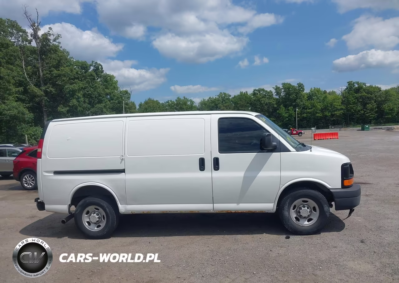 2005 Chevrolet Express VIN:1GCGG25V351266351 - 13