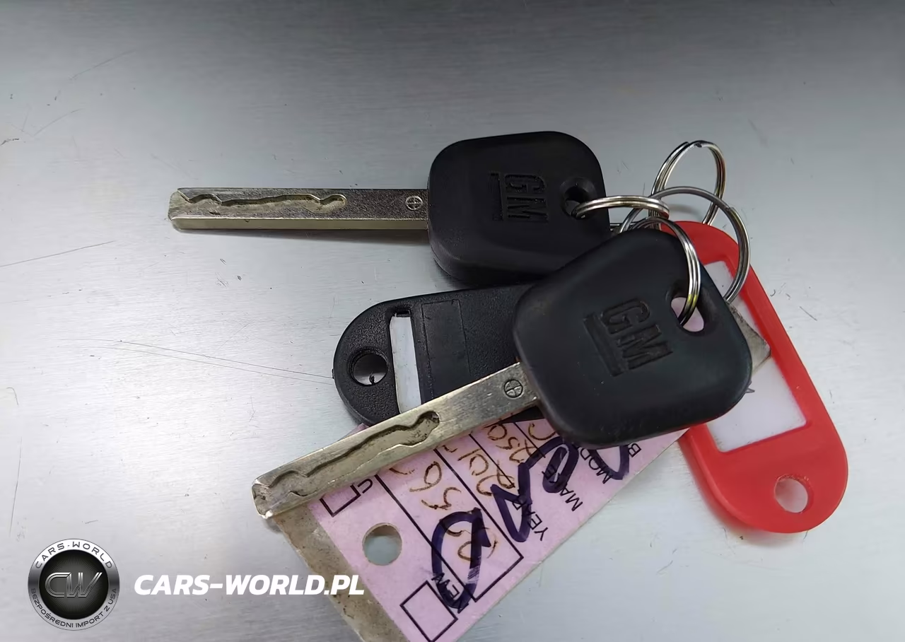 2017 Chevrolet Express 2500 Work Van VIN:1GCWGAFF8H1146921 - 11