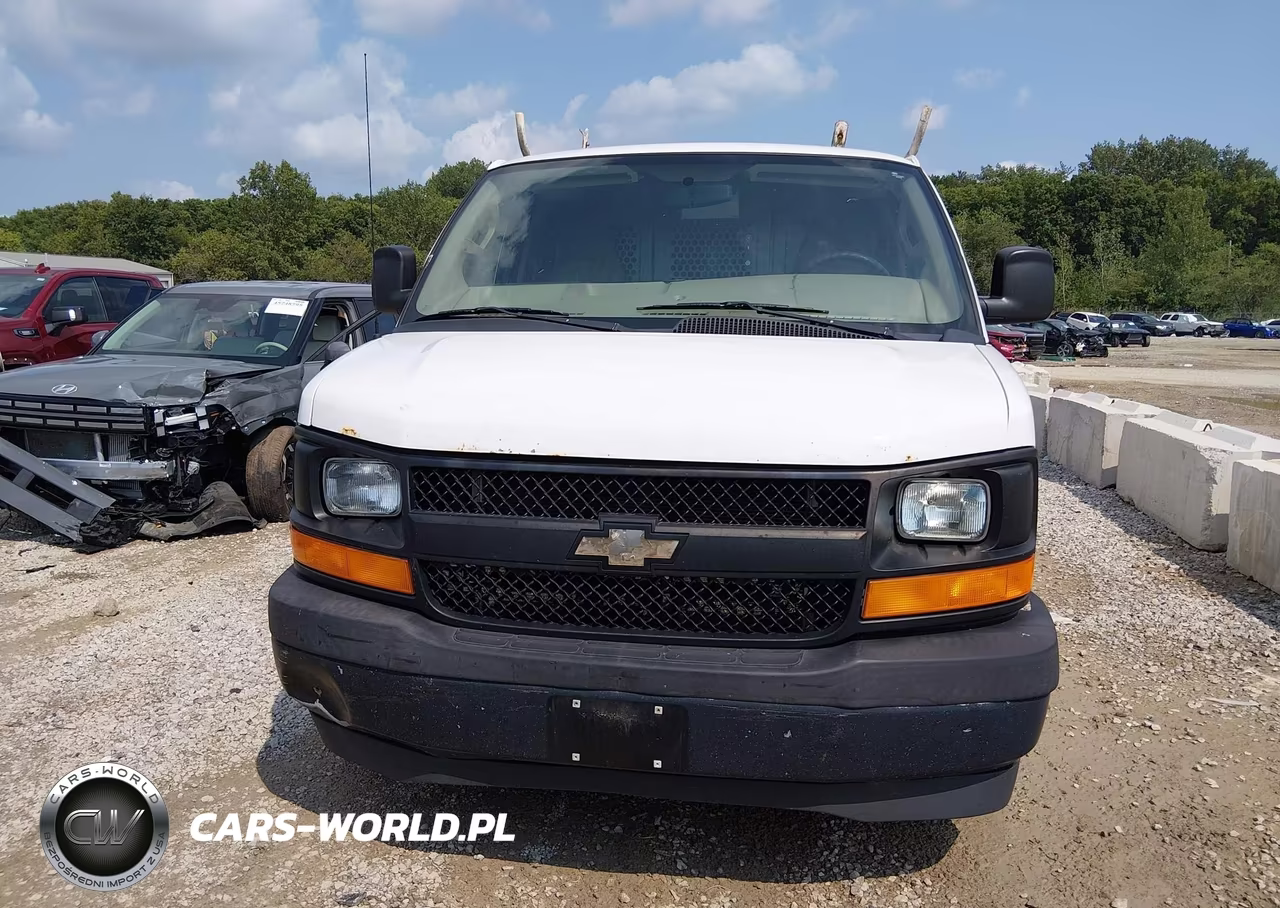 2017 Chevrolet Express 2500 Work Van VIN:1GCWGAFF8H1146921 - 12