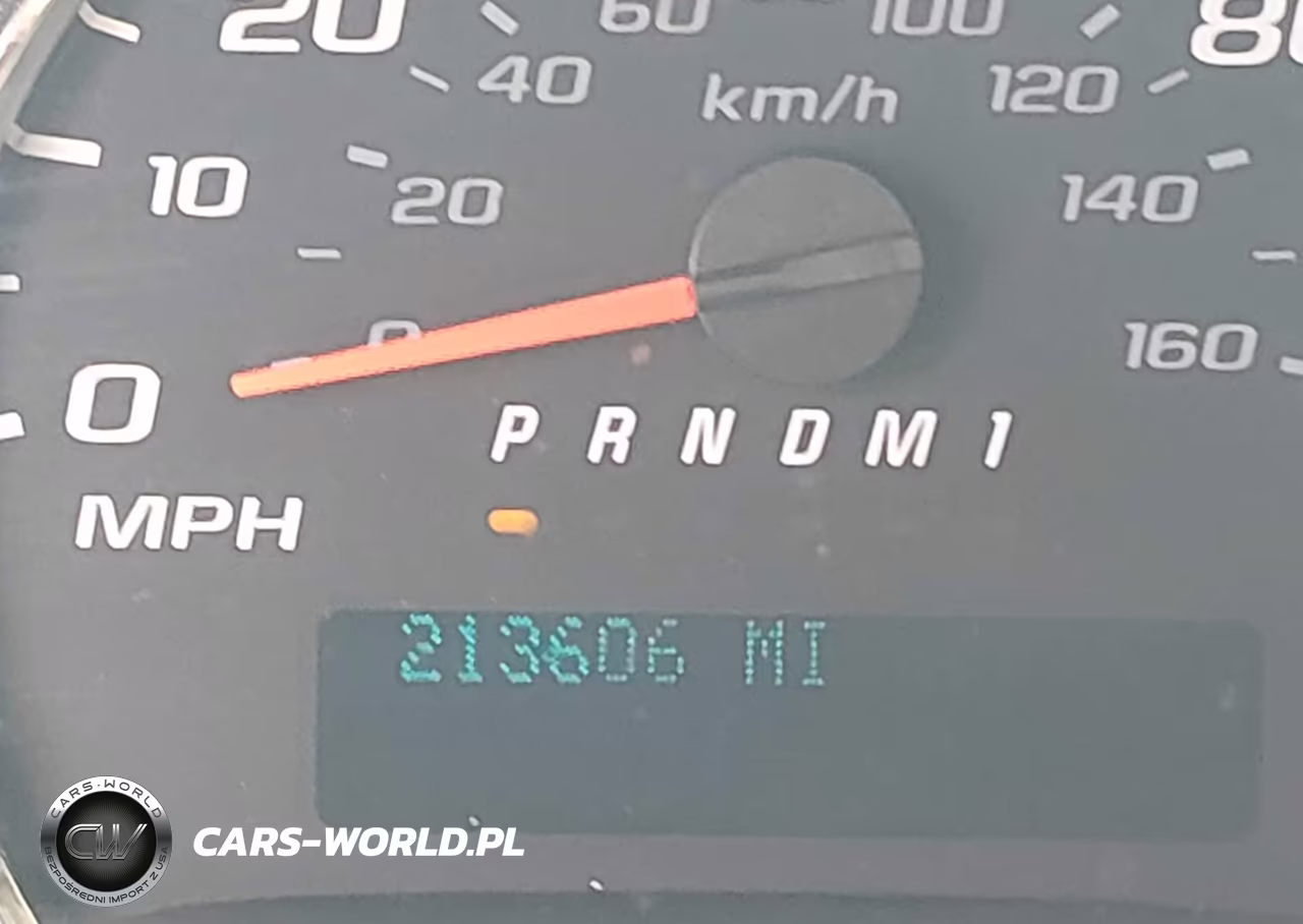 2017 Chevrolet Express 2500 Work Van VIN:1GCWGAFF8H1146921 - 15