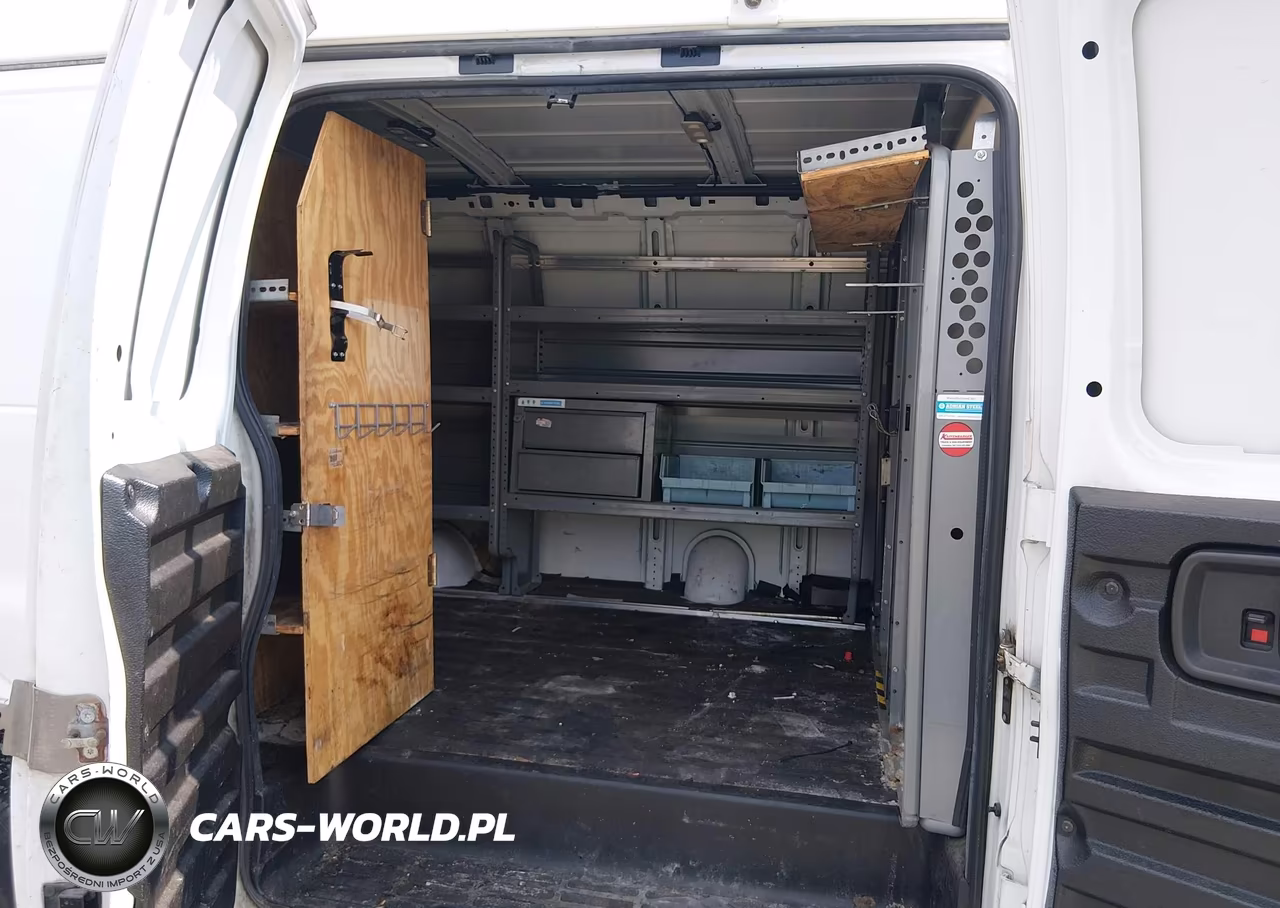 2017 Chevrolet Express 2500 Work Van VIN:1GCWGAFF8H1146921 - 8