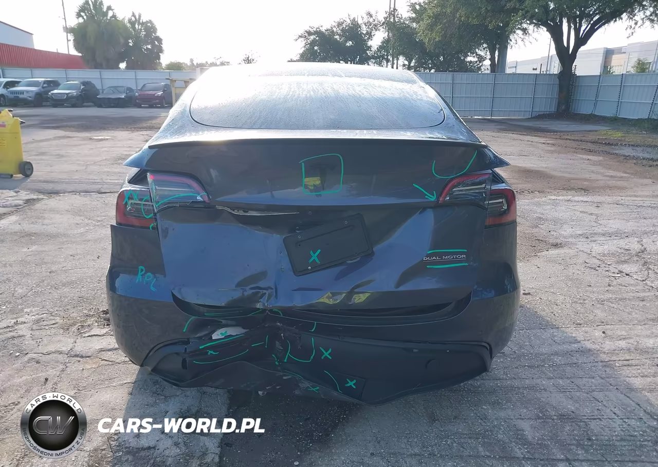 2022 Tesla Model Y Performance Dual Motor All-Wheel Drive VIN:7SAYGDEF3NF404313 - 15