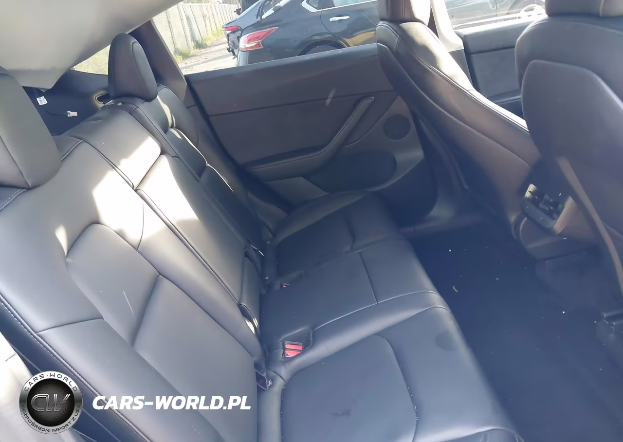 2022 Tesla Model Y Performance Dual Motor All-Wheel Drive VIN:7SAYGDEF3NF404313 - 8