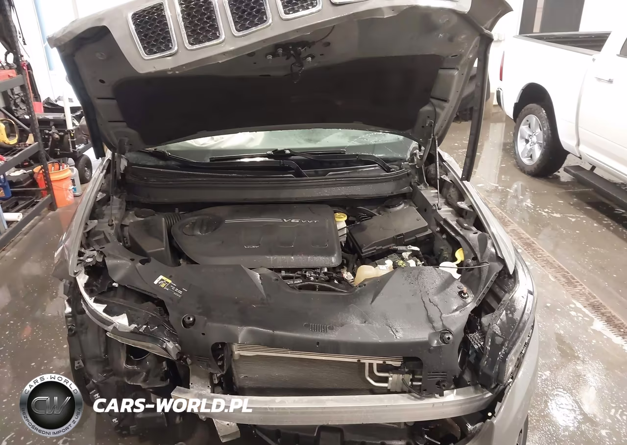 2019 Jeep Cherokee Limited 4X4 VIN:1C4PJMDX6KD492040 - 10