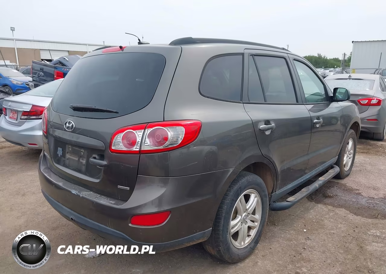 2012 Hyundai Santa Fe Gls VIN:5XYZGDAB9CG160628 - 4