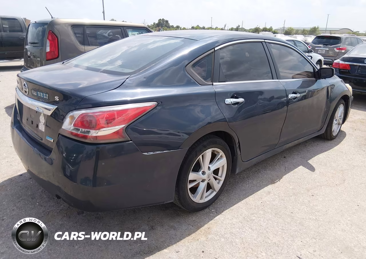 2014 Nissan Altima 2.5 S VIN:1N4AL3AP4EC120372 - 4