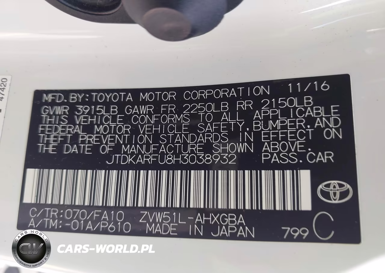 2017 Toyota Prius Three VIN:JTDKARFU8H3038932 - 9