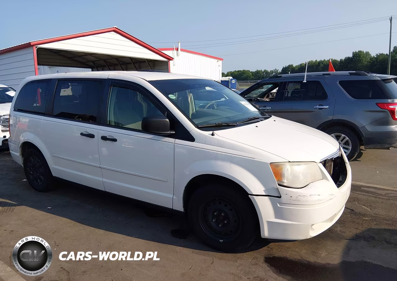 2008 Chrysler Town & Country Lx