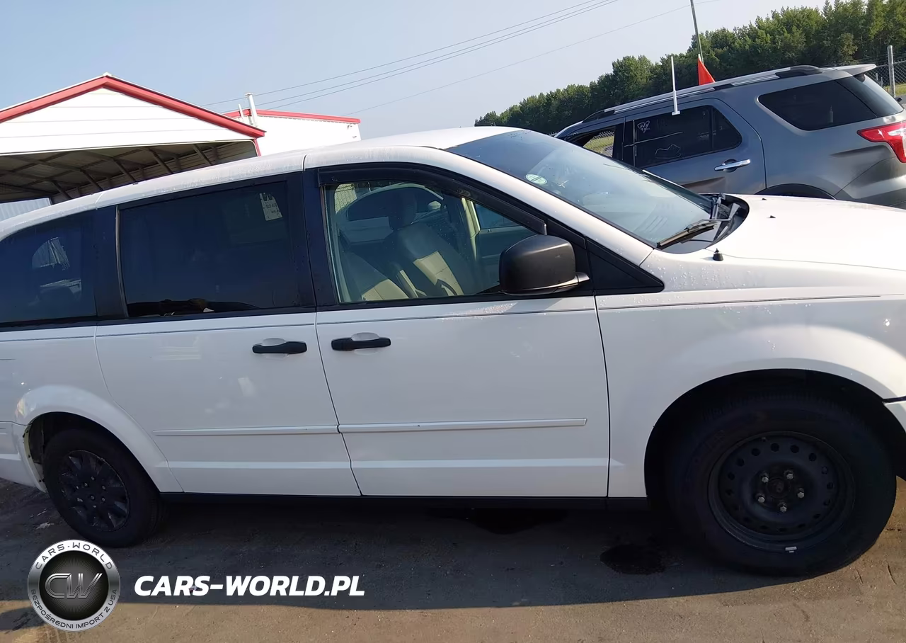 2008 Chrysler Town & Country Lx VIN:2A8HR44H68R671067 - 13