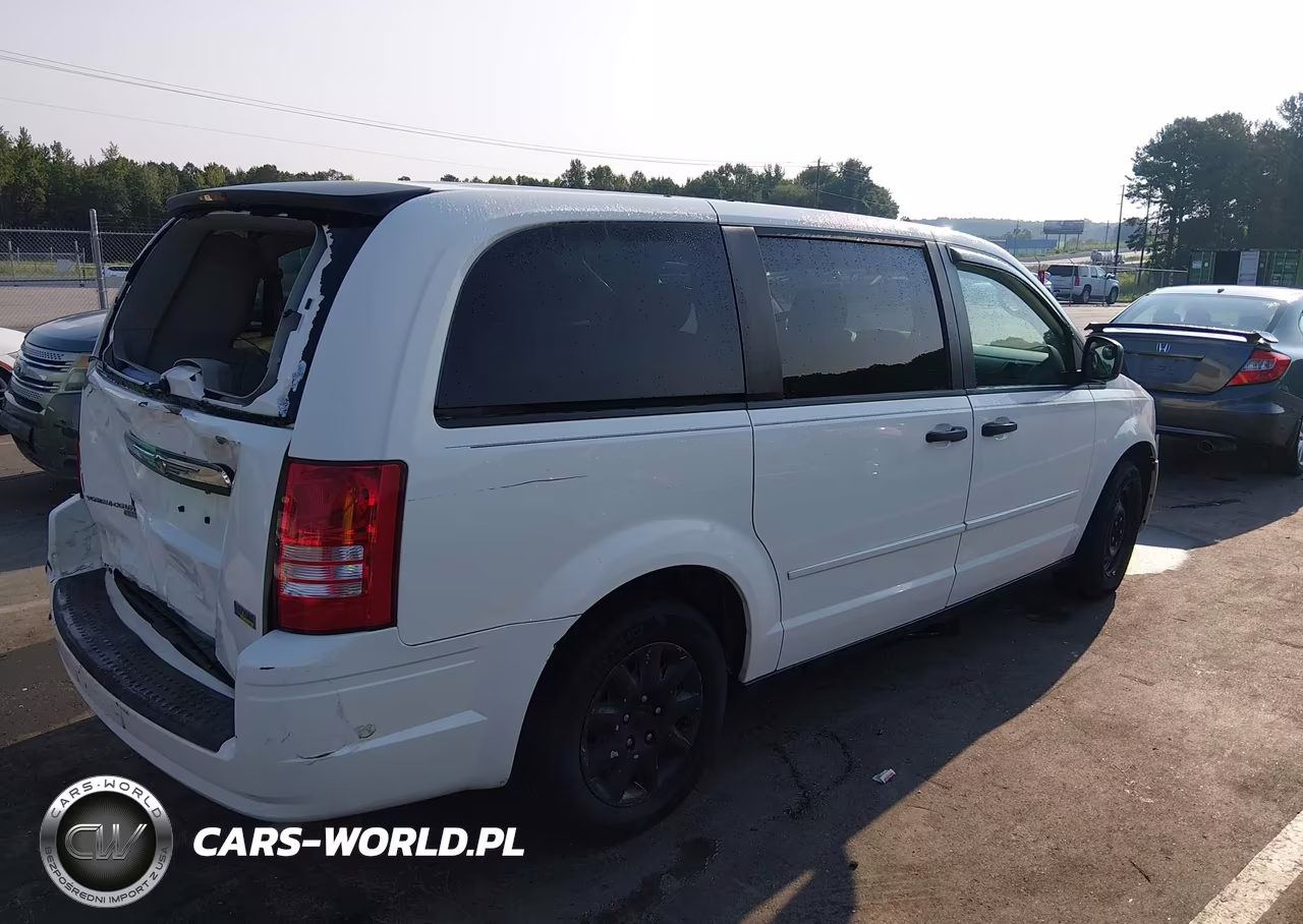 2008 Chrysler Town & Country Lx VIN:2A8HR44H68R671067 - 4