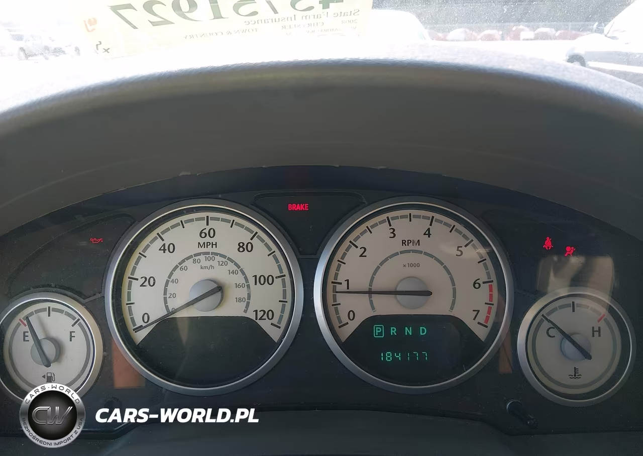 2008 Chrysler Town & Country Lx VIN:2A8HR44H68R671067 - 7
