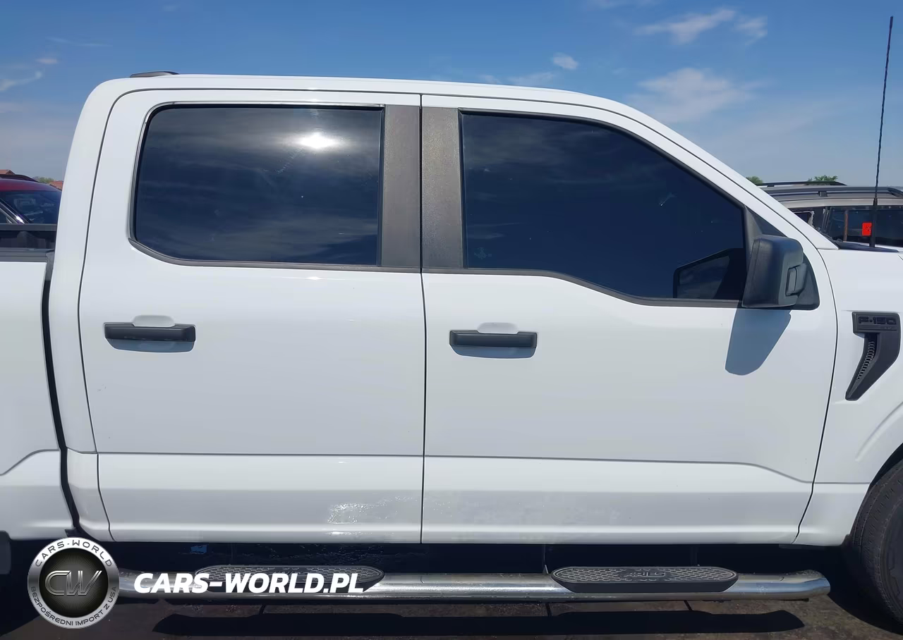 2023 Ford F-150 Xl VIN:1FTEW1C56PFB93702 - 13