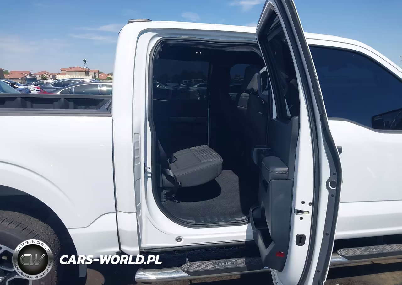 2023 Ford F-150 Xl VIN:1FTEW1C56PFB93702 - 8