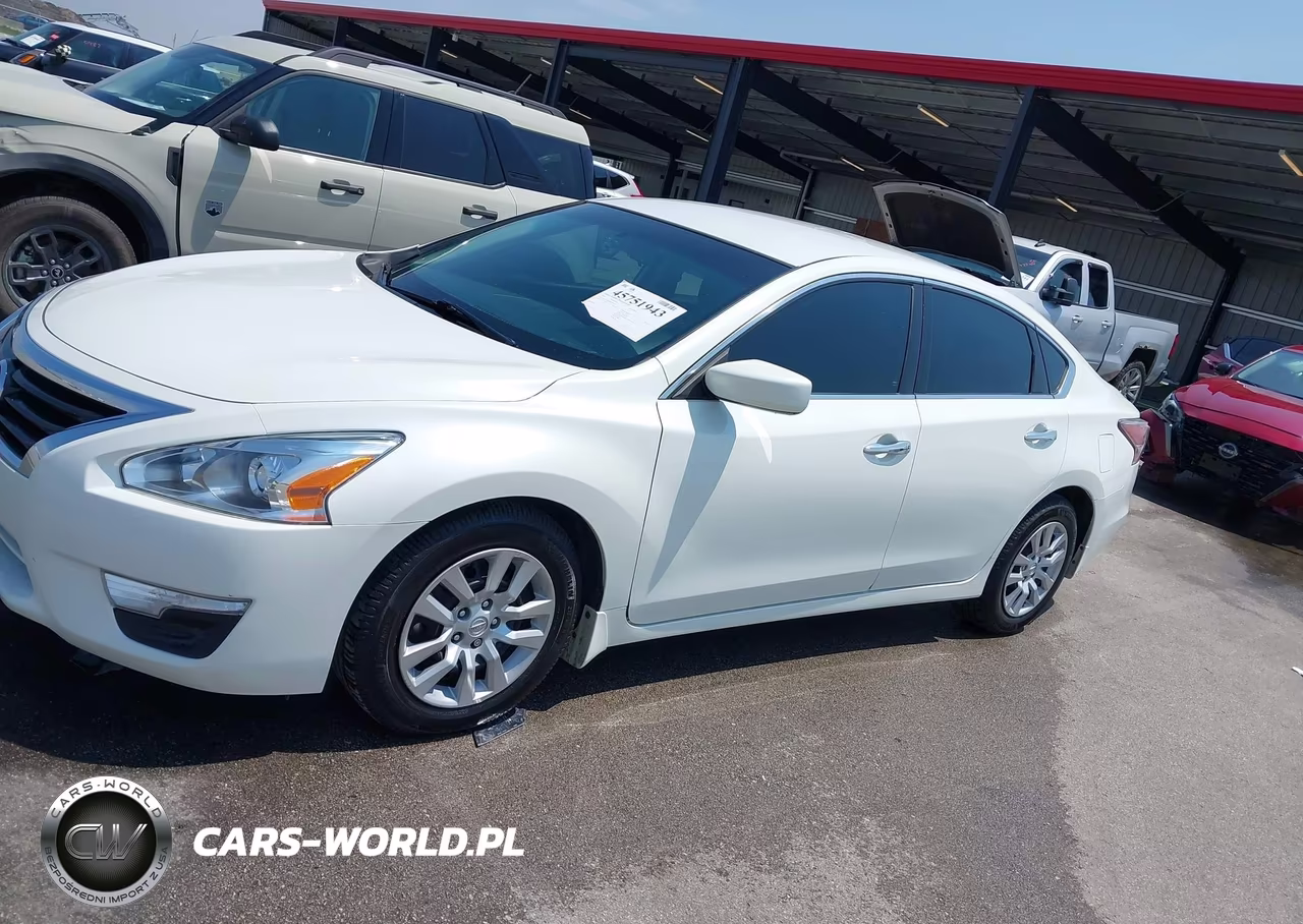 2014 Nissan Altima 2.5 S VIN:1N4AL3AP6EN380910 - 14