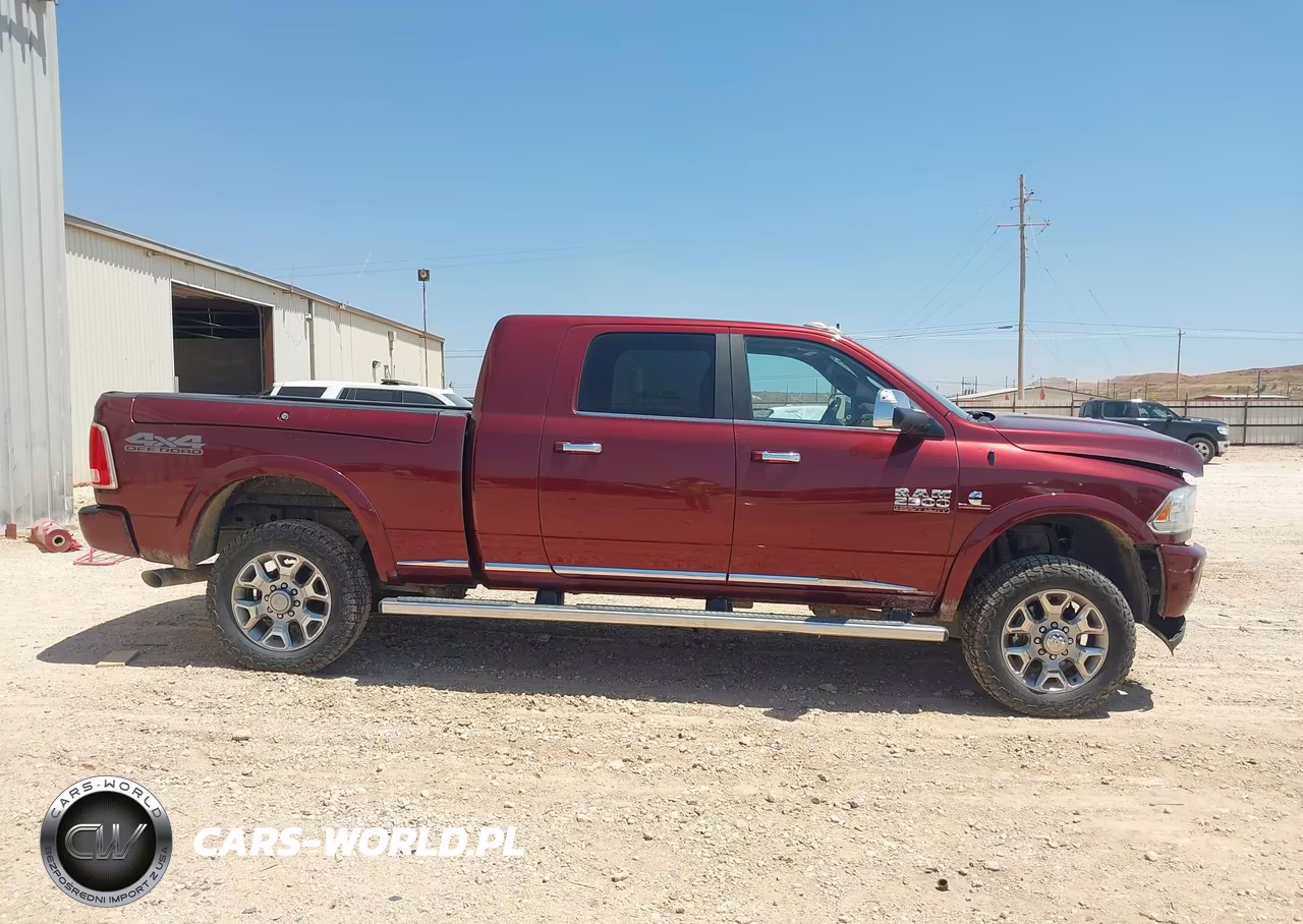 2017 Ram 2500 Limited 4X4 6'4 Box VIN:3C6UR5PL2HG624174 - 13