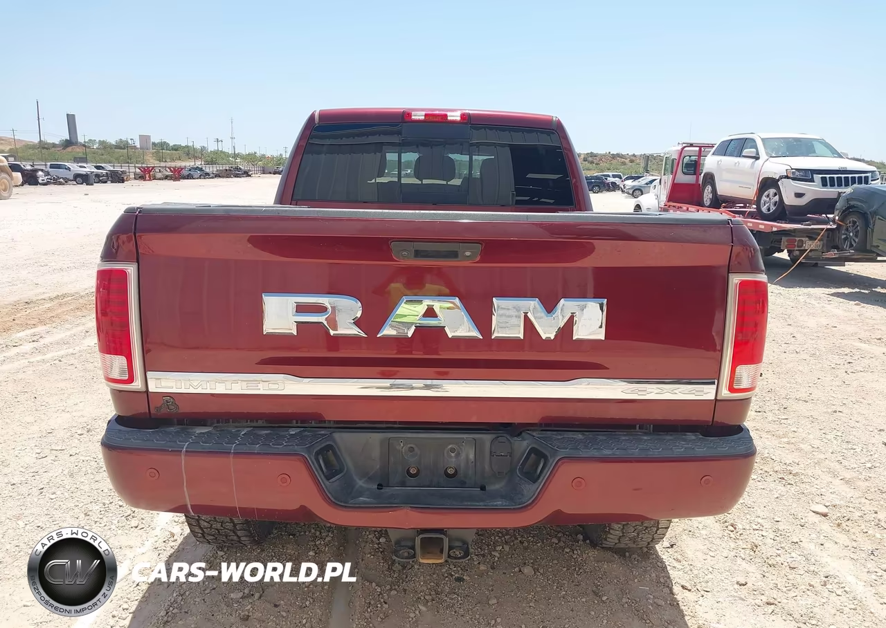 2017 Ram 2500 Limited 4X4 6'4 Box VIN:3C6UR5PL2HG624174 - 16