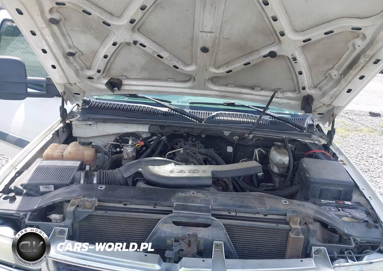 2004 Chevrolet Tahoe Ls VIN:1GNEC13Z04J197076 - 10