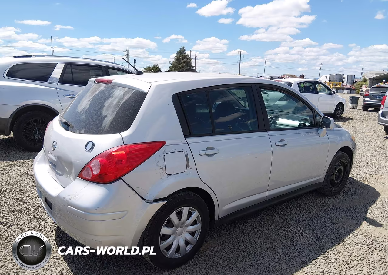 2009 Nissan Versa 1.8S VIN:3N1BC13E39L352862 - 4
