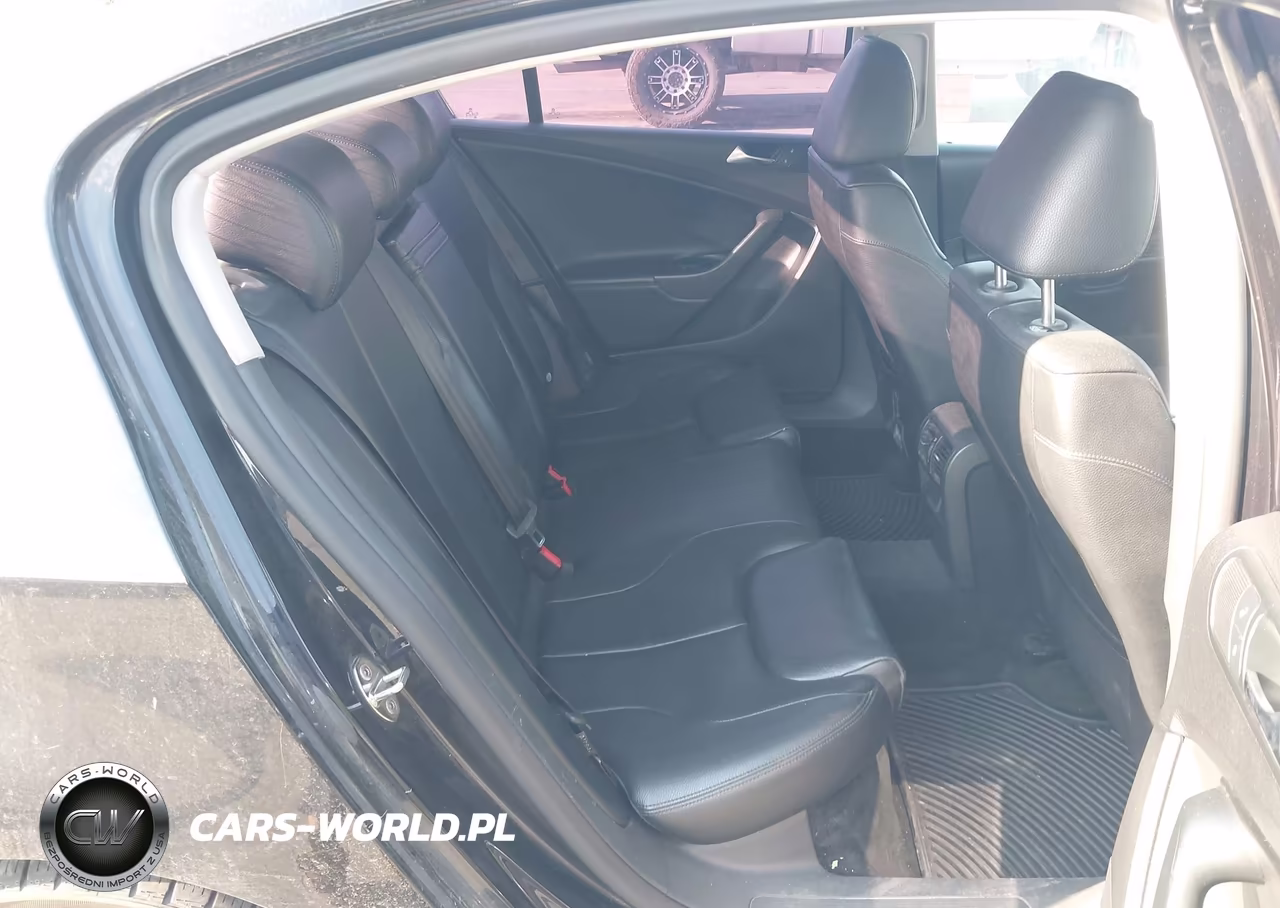 2010 Volkswagen Passat Komfort VIN:WVWJK9AN1AE121489 - 8