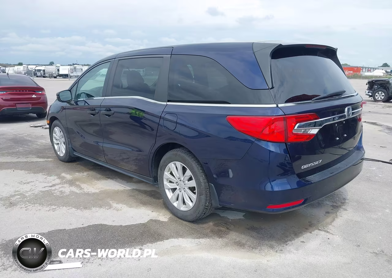 2019 Honda Odyssey Lx VIN:5FNRL6H2XKB083173 - 3