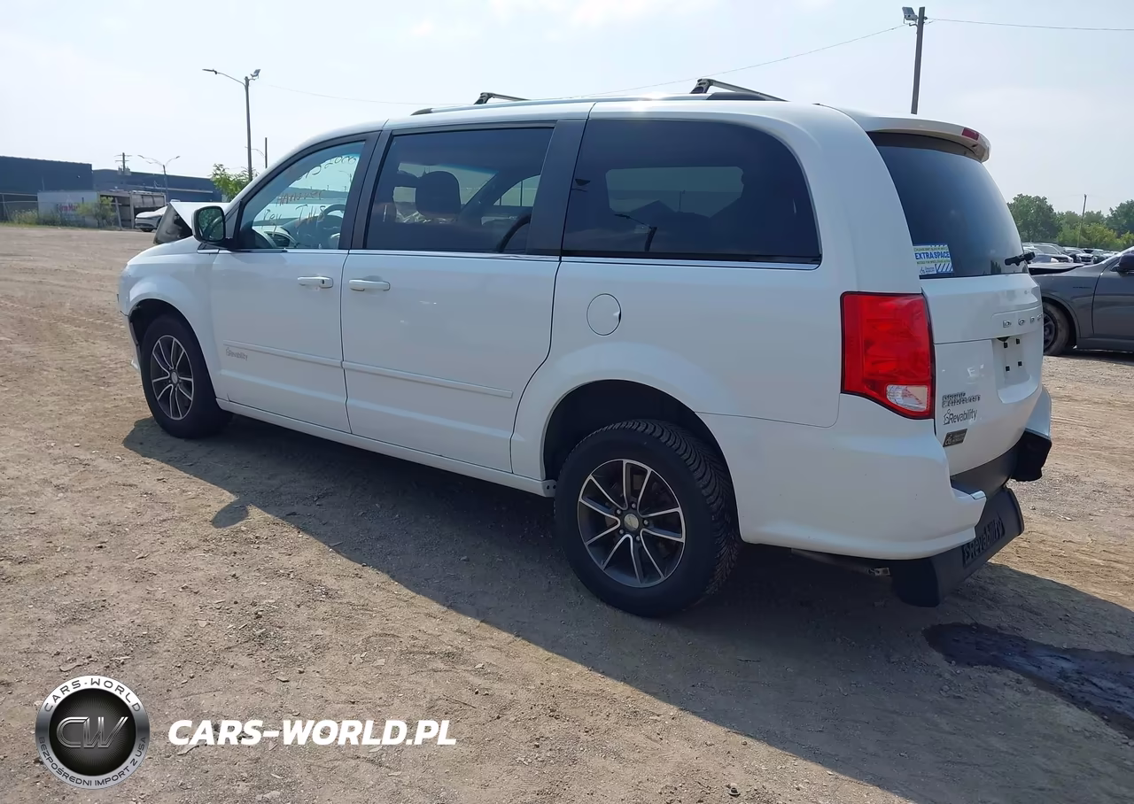 2017 Dodge Grand Caravan Sxt VIN:2C4RDGCG4HR818281 - 3