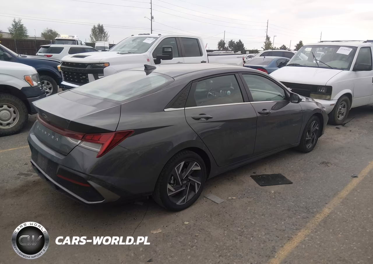 2025 Hyundai Elantra Sel Convenience VIN:KMHLS4DG0SU018205 - 4