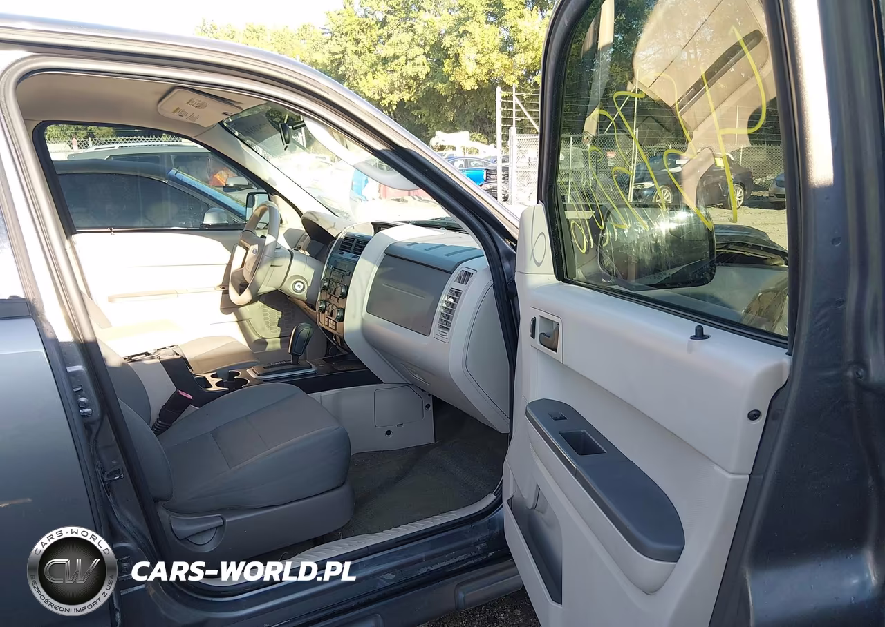 2012 Ford Escape Xls VIN:1FMCU0C77CKA04934 - 5